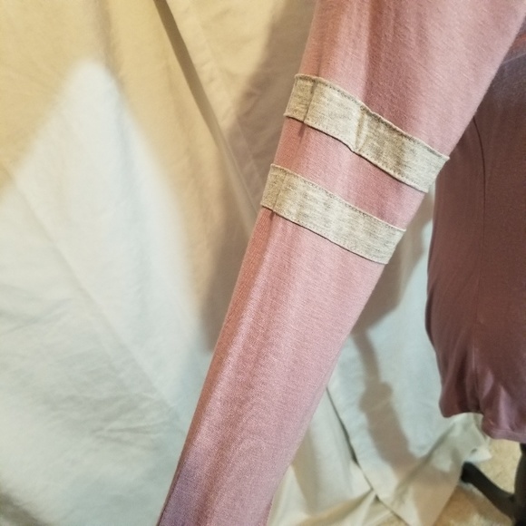 NWT Ultra flirt long sleeve Jersey style top - Picture 2 of 8